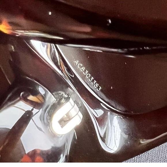 Authentic Chanel Sunglasses with box - Picture 4 of 5